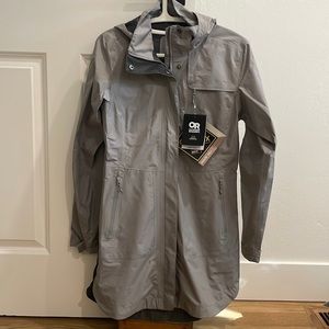 Outdoor Research women’s aspire trench size: xs , color: ash (NWT) raincoat
